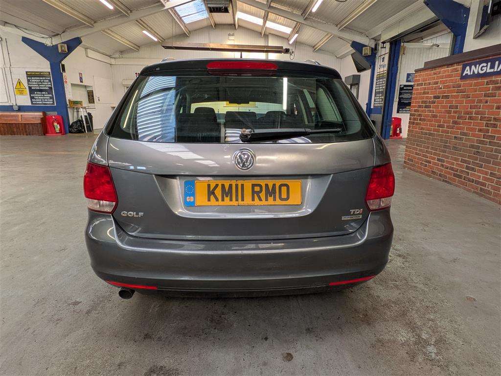 <p>2011 VOLKSWAGEN GOLF SE BLUEMOTION TDI</p>