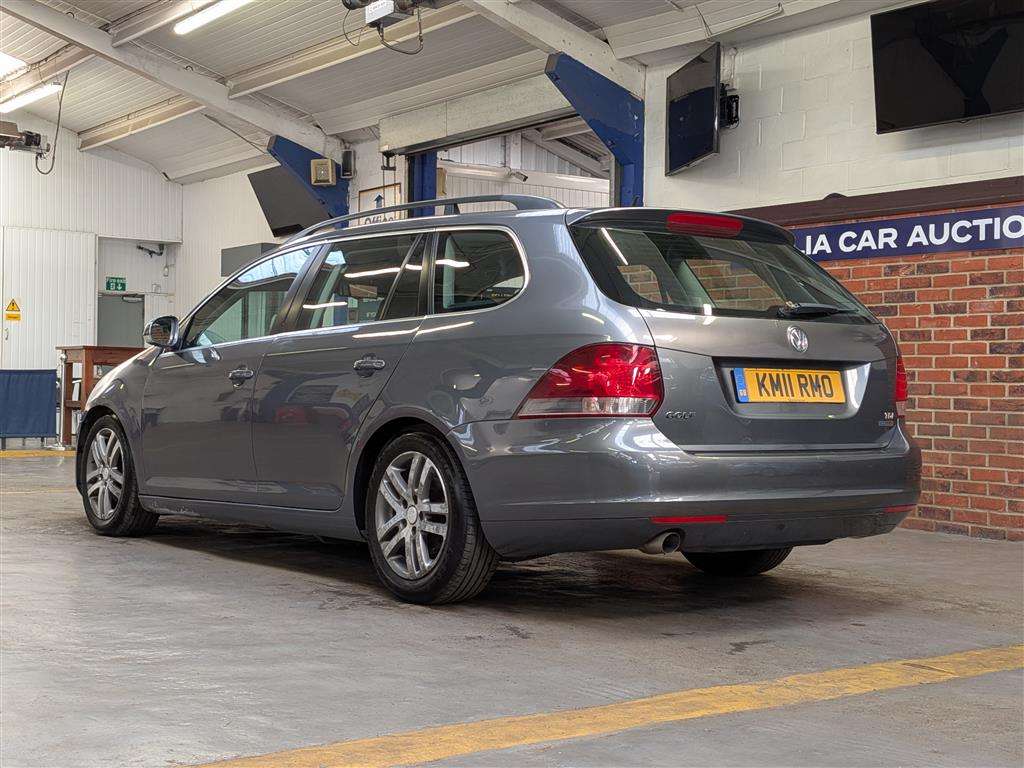 <p>2011 VOLKSWAGEN GOLF SE BLUEMOTION TDI</p>