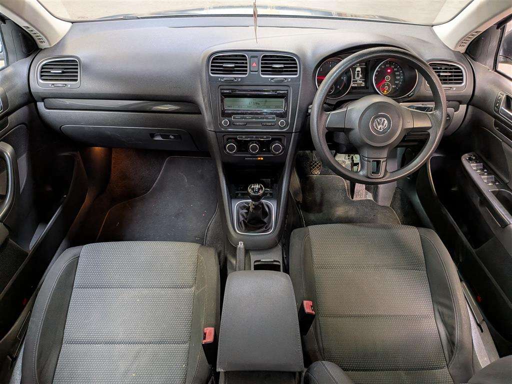 <p>2011 VOLKSWAGEN GOLF SE BLUEMOTION TDI</p>