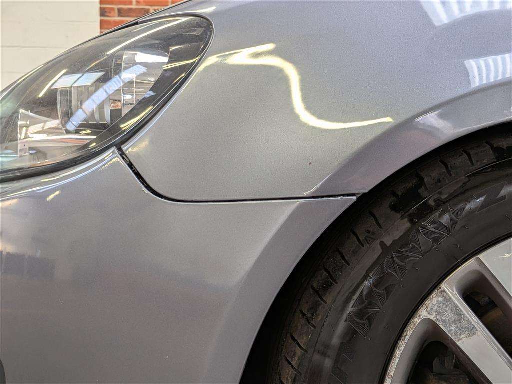 <p>2011 VOLKSWAGEN GOLF SE BLUEMOTION TDI</p>