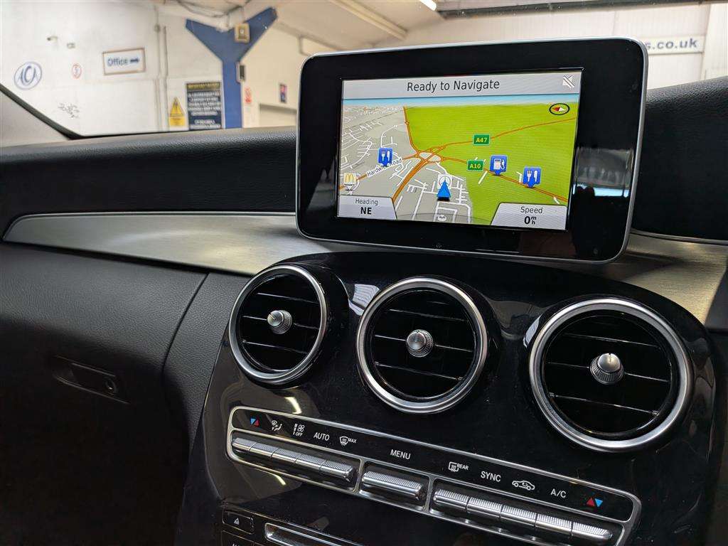 <p>2014 MERCEDES-BENZ C220 SPORT BLUETEC AUTO</p>