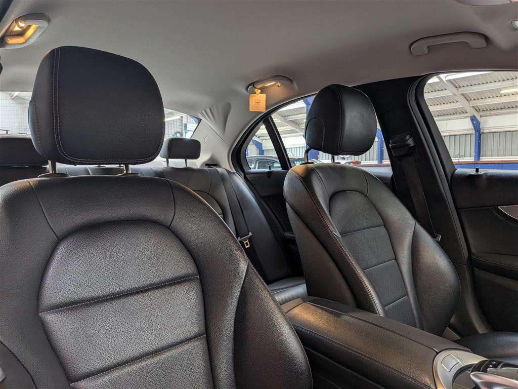<p>2014 MERCEDES-BENZ C220 SPORT BLUETEC AUTO</p>