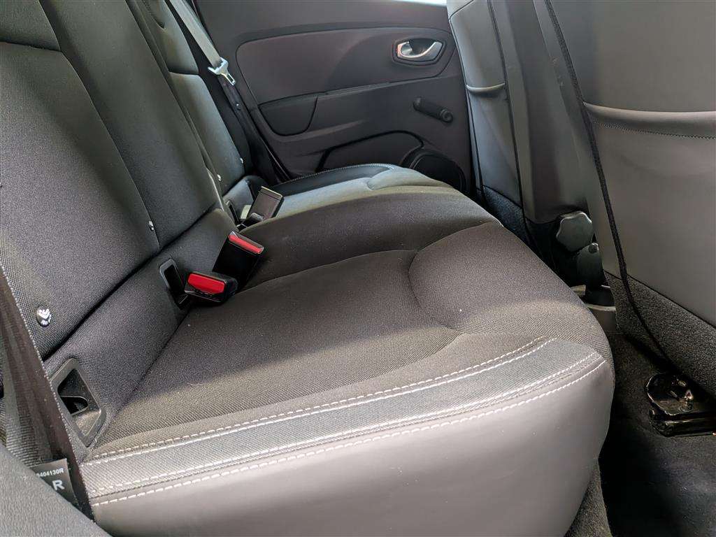 <p>2017 RENAULT CLIO DYNAMIQUE NAV TCE</p>