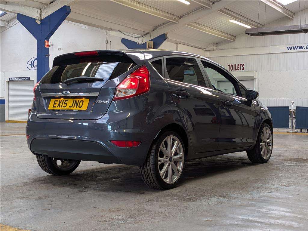 <p>2015 FORD FIESTA TITANIUM TDCI</p>