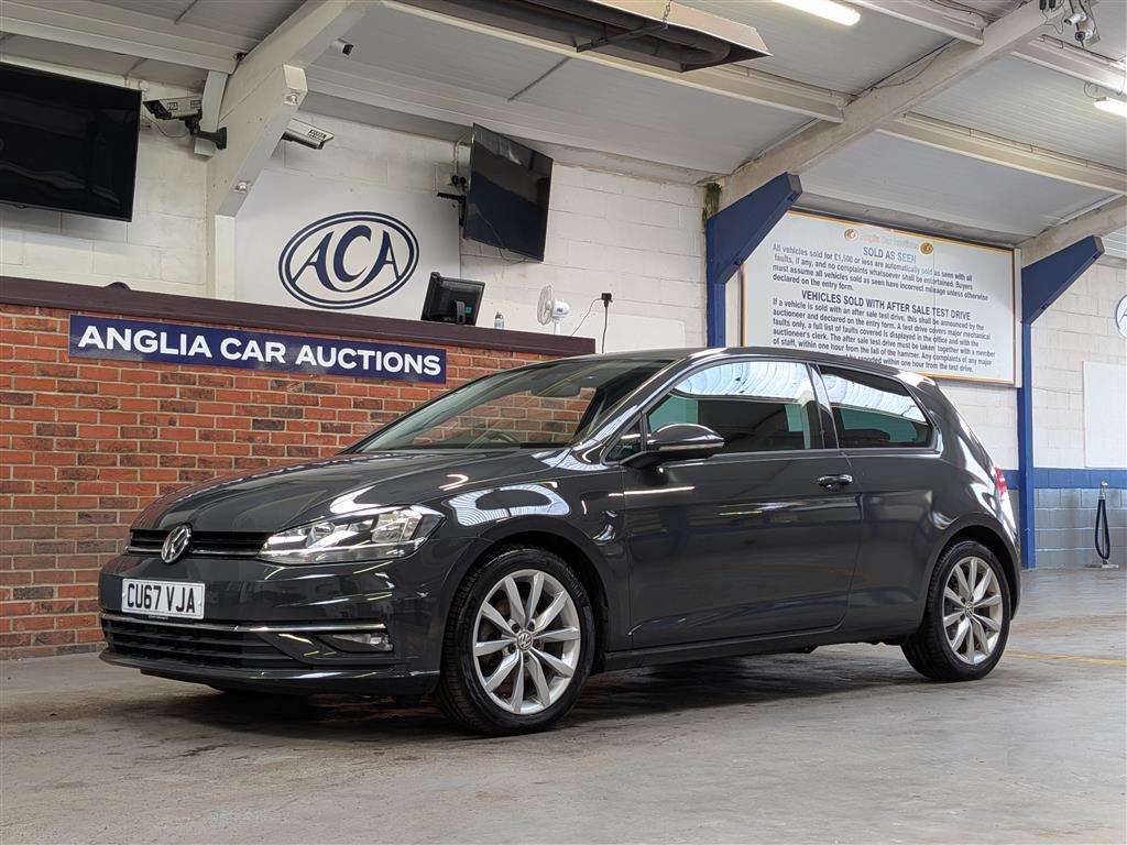 <p>2017 VOLKSWAGEN GOLF GT TDI BMT</p>