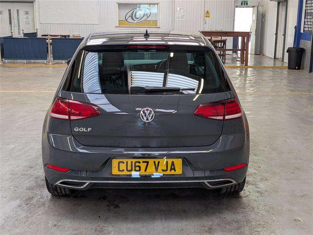 <p>2017 VOLKSWAGEN GOLF GT TDI BMT</p>