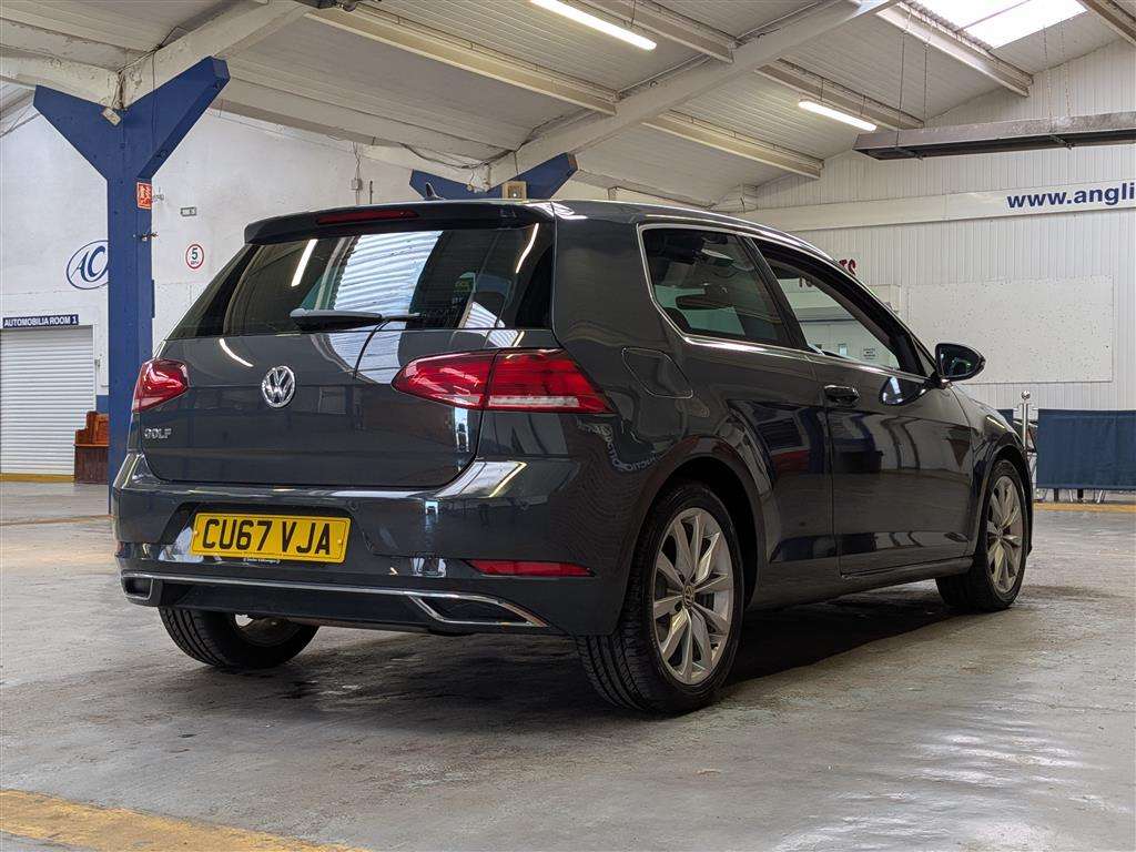 <p>2017 VOLKSWAGEN GOLF GT TDI BMT</p>