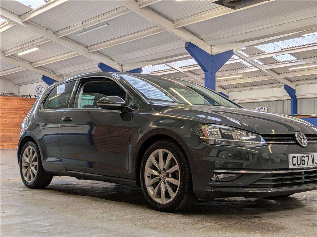 <p>2017 VOLKSWAGEN GOLF GT TDI BMT</p>