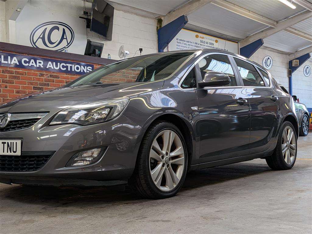 <p>2010 VAUXHALL ASTRA SRI</p>