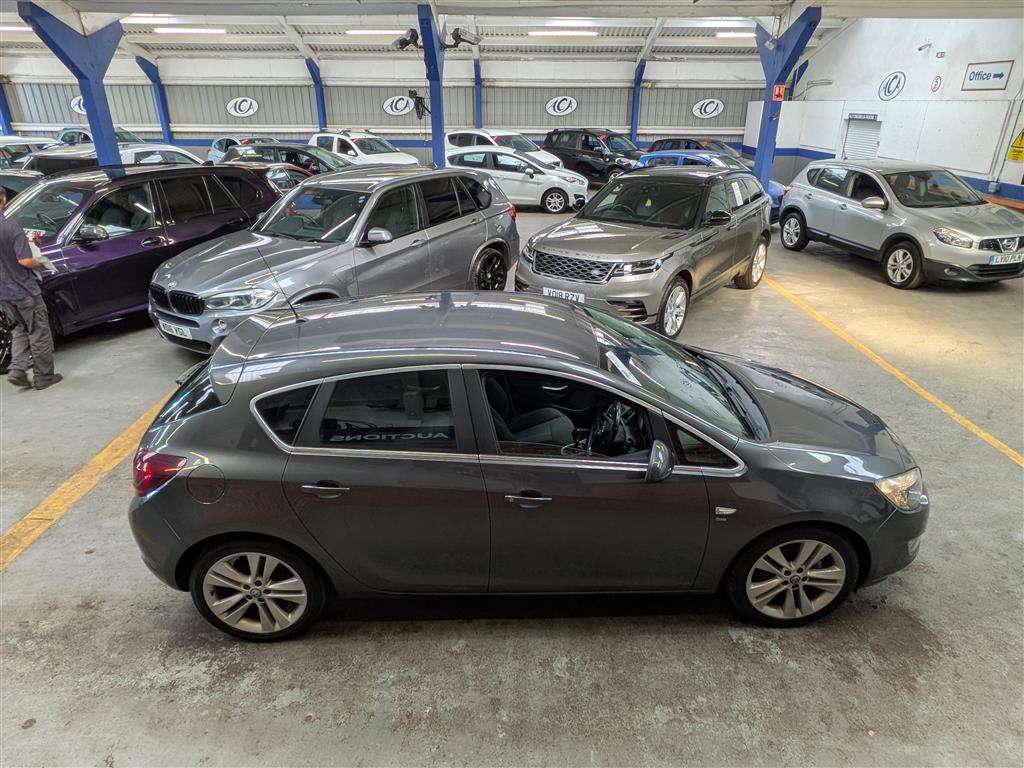 <p>2010 VAUXHALL ASTRA SRI</p>