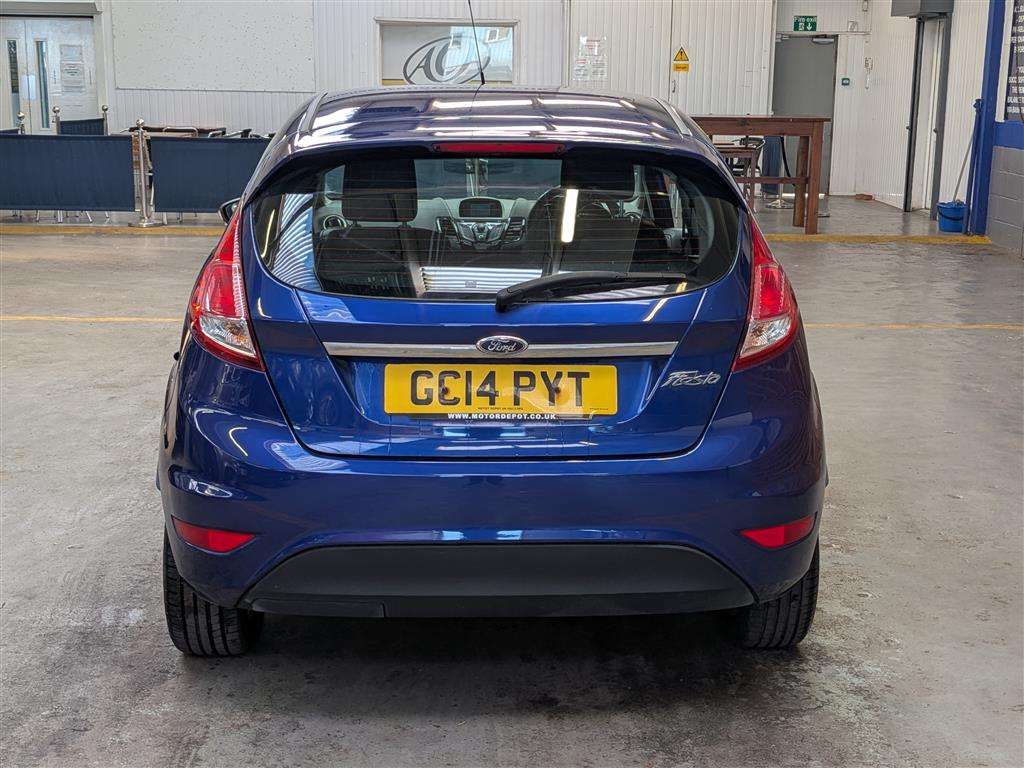<p>2014 FORD FIESTA ZETEC</p>