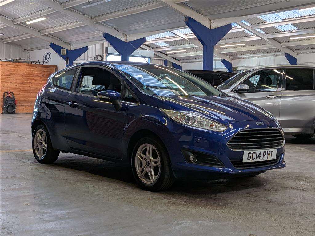 <p>2014 FORD FIESTA ZETEC</p>