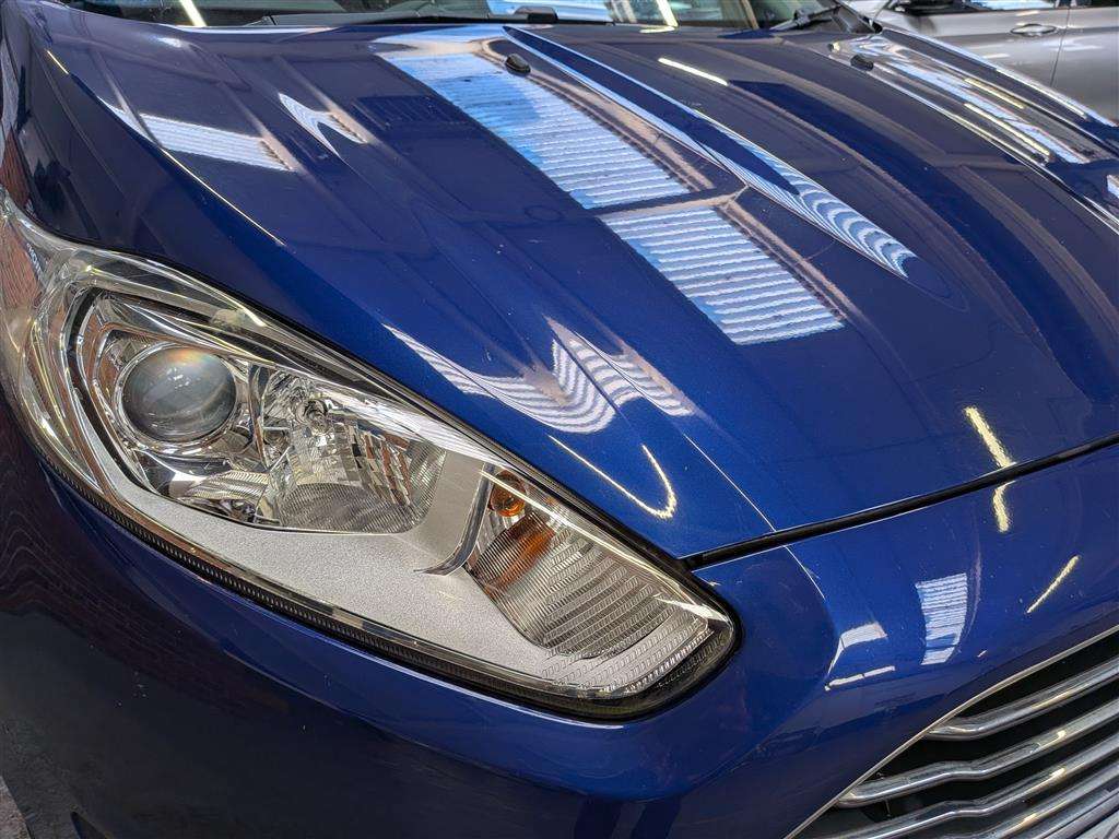 <p>2014 FORD FIESTA ZETEC</p>