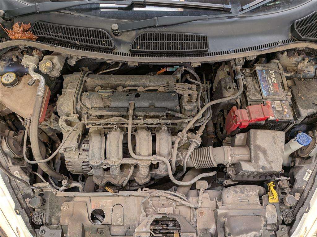 <p>2014 FORD FIESTA ZETEC</p>