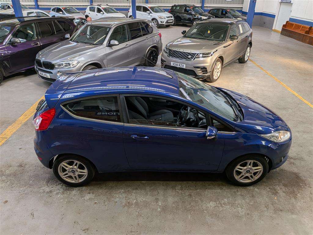 <p>2014 FORD FIESTA ZETEC</p>