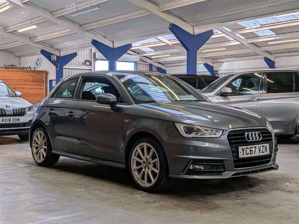 <p>2017 AUDI A1 S LINE TFSI</p>