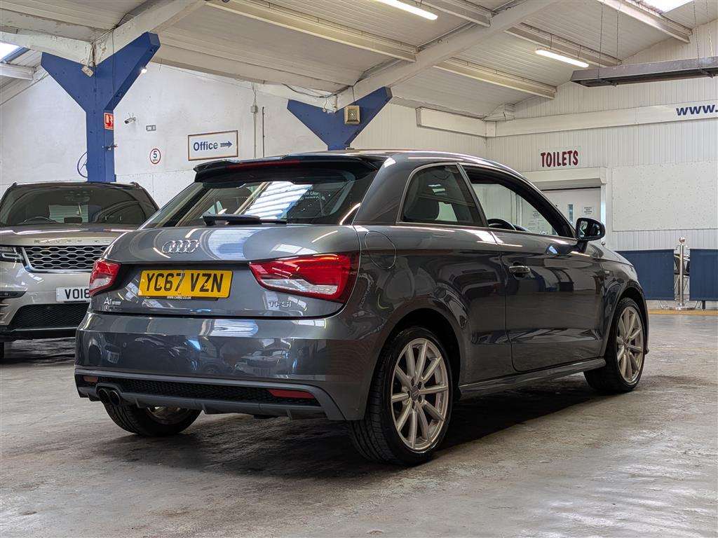 <p>2017 AUDI A1 S LINE TFSI</p>