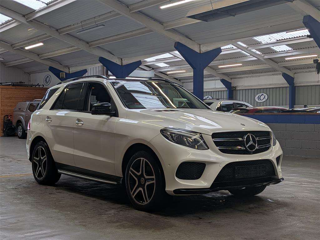 <p>2017 MERCEDES-BENZ GLE 350 D 4M AMG LINE PRE</p>