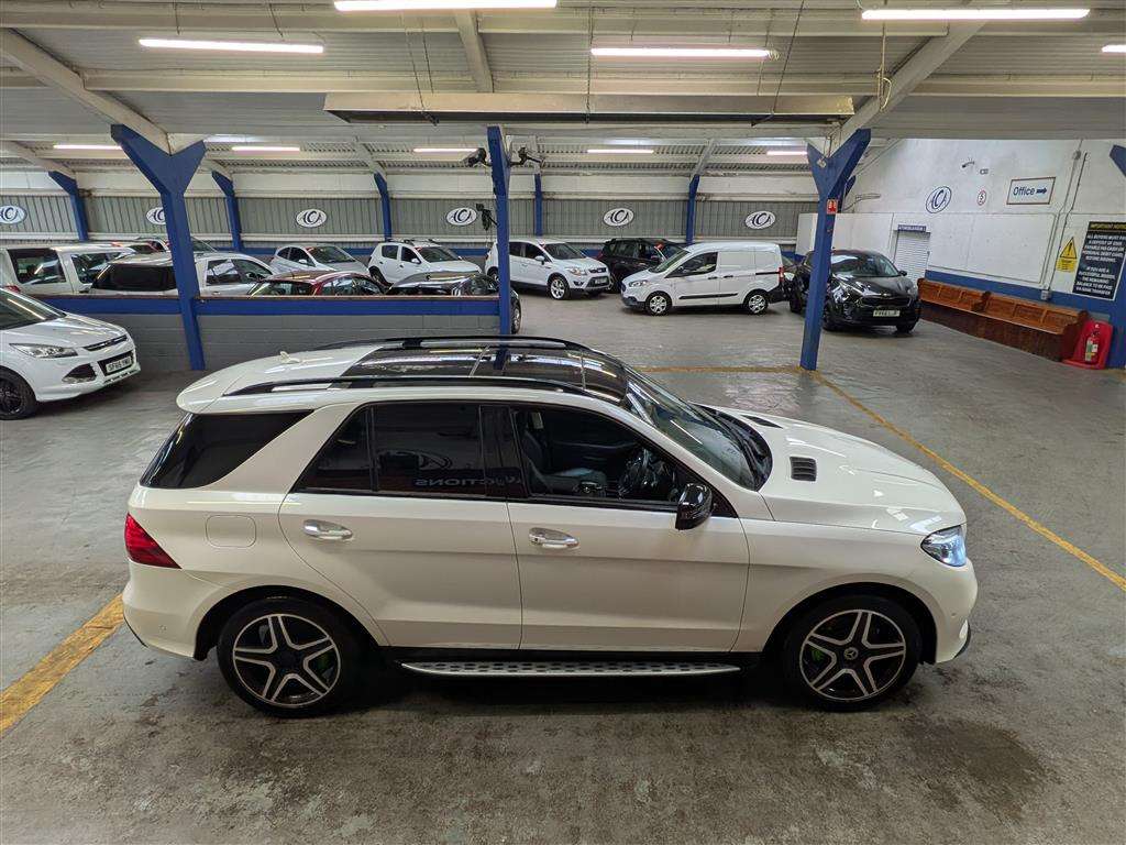 <p>2017 MERCEDES-BENZ GLE 350 D 4M AMG LINE PRE</p>