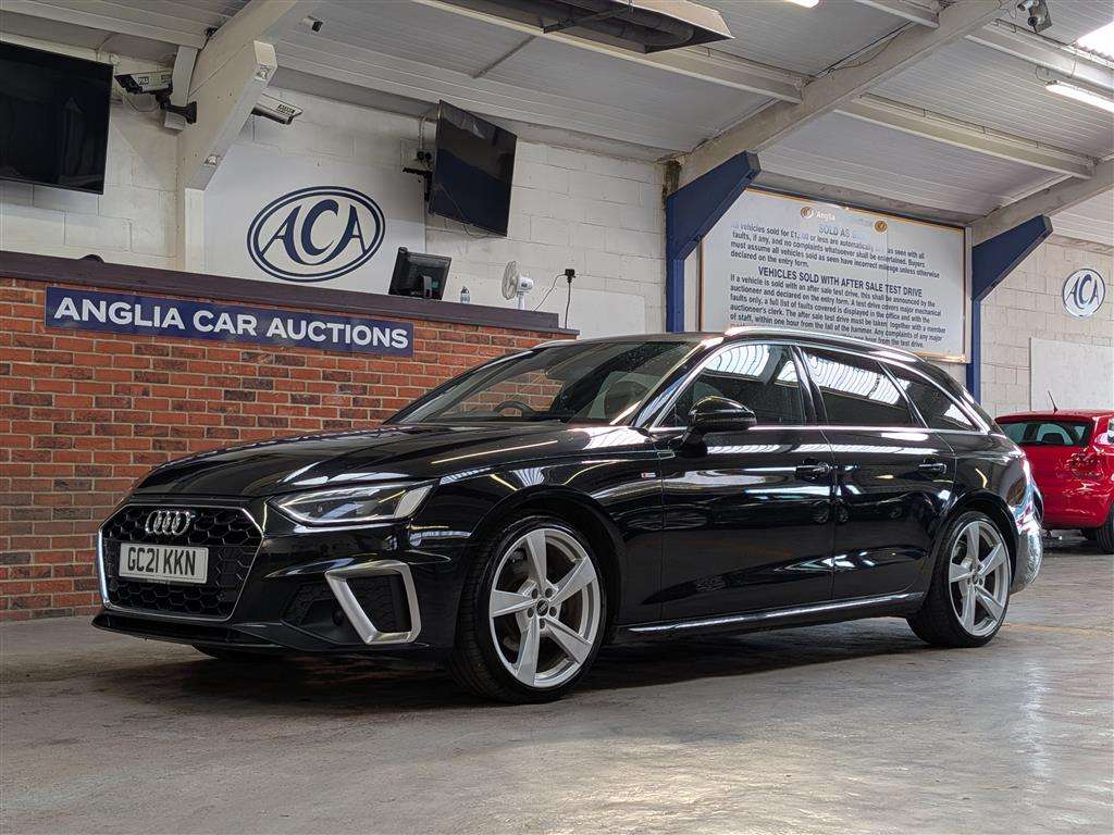 <p>2021 AUDI A4 S LINE 35 TDI MHEV S-A</p>