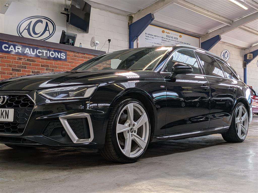 <p>2021 AUDI A4 S LINE 35 TDI MHEV S-A</p>