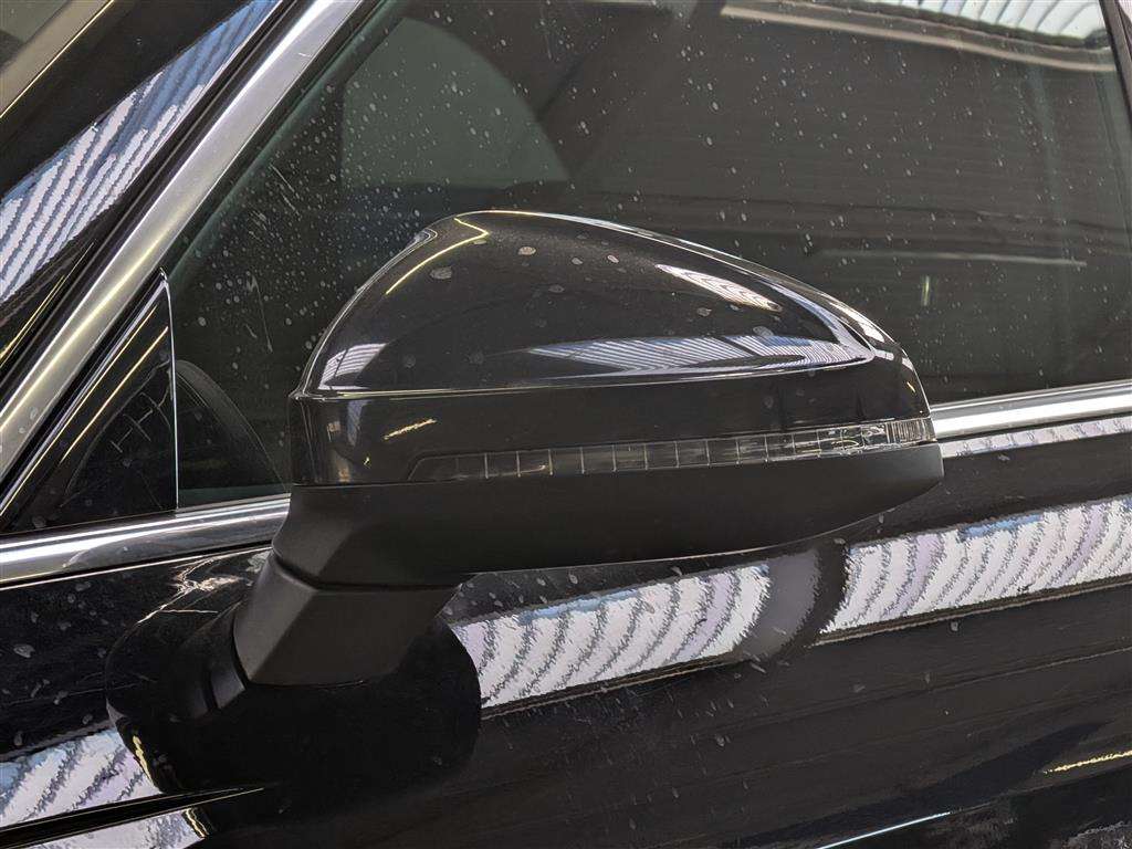 <p>2021 AUDI A4 S LINE 35 TDI MHEV S-A</p>