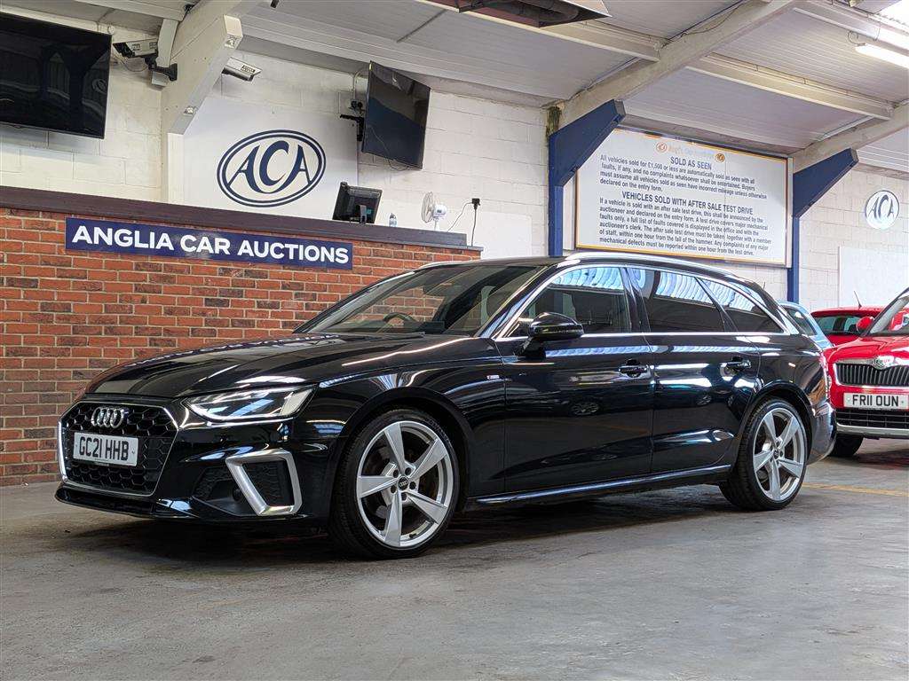 <p>2021 AUDI A4 S LINE 35 TDI MHEV S-A</p>