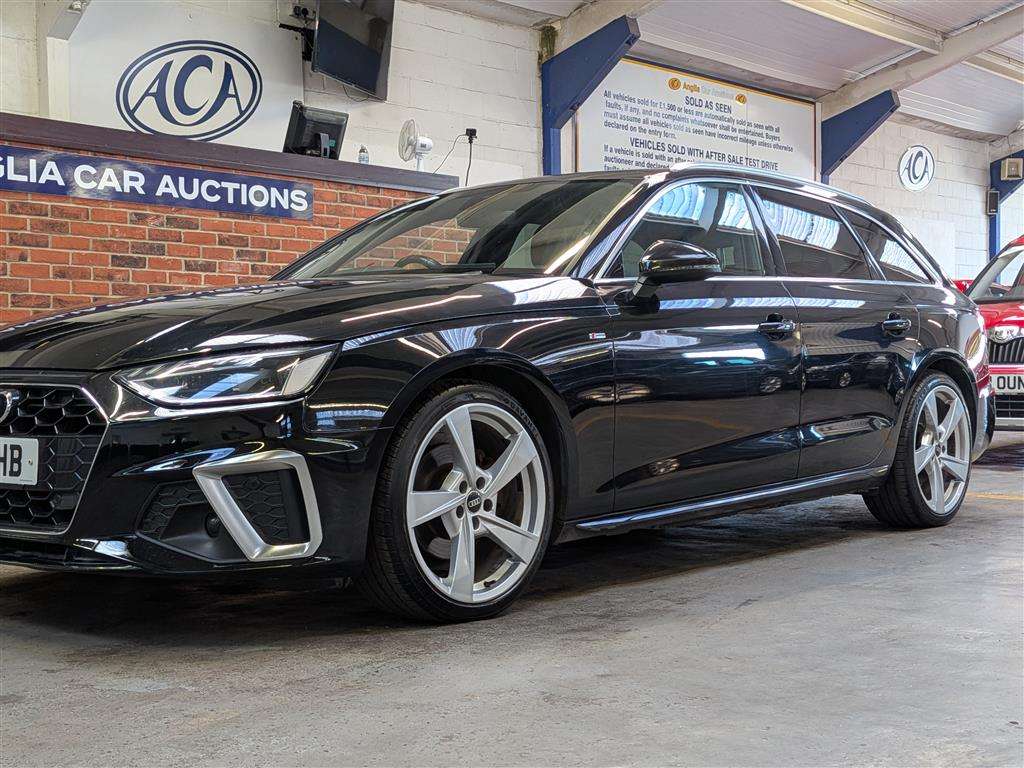 <p>2021 AUDI A4 S LINE 35 TDI MHEV S-A</p>
