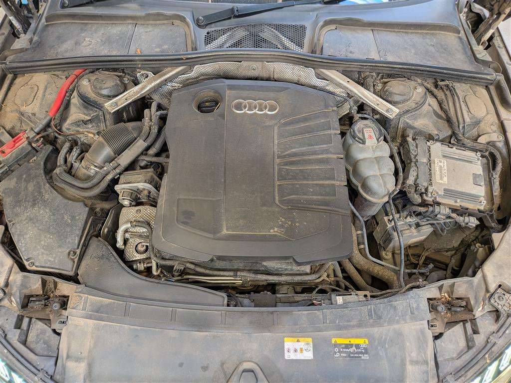 <p>2021 AUDI A4 S LINE 35 TDI MHEV S-A</p>