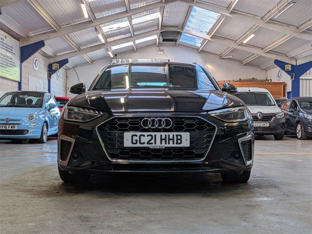 <p>2021 AUDI A4 S LINE 35 TDI MHEV S-A</p>