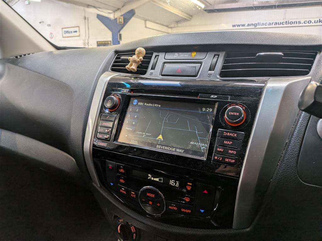 <p>2018 NISSAN NAVARA TEKNA DCI</p>