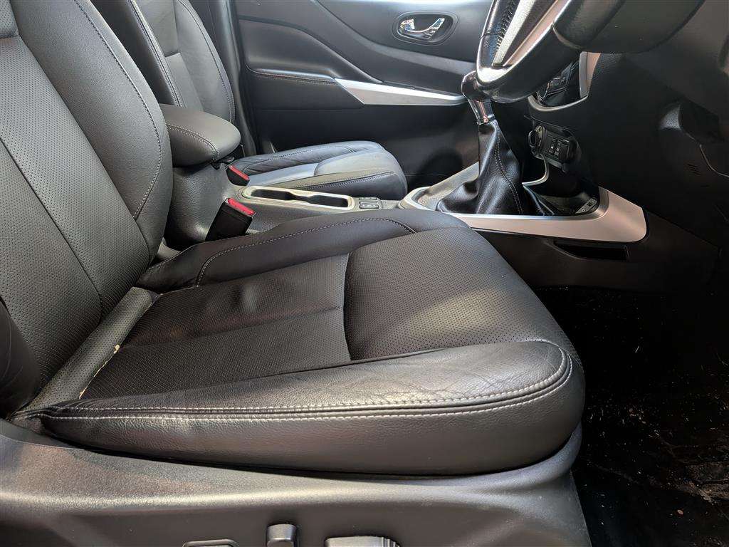 <p>2018 NISSAN NAVARA TEKNA DCI</p>