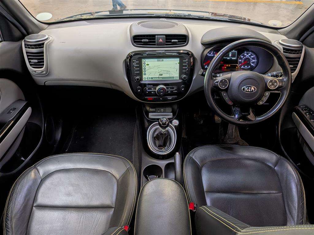 <p>2016 KIA SOUL MAXX CRDI</p>