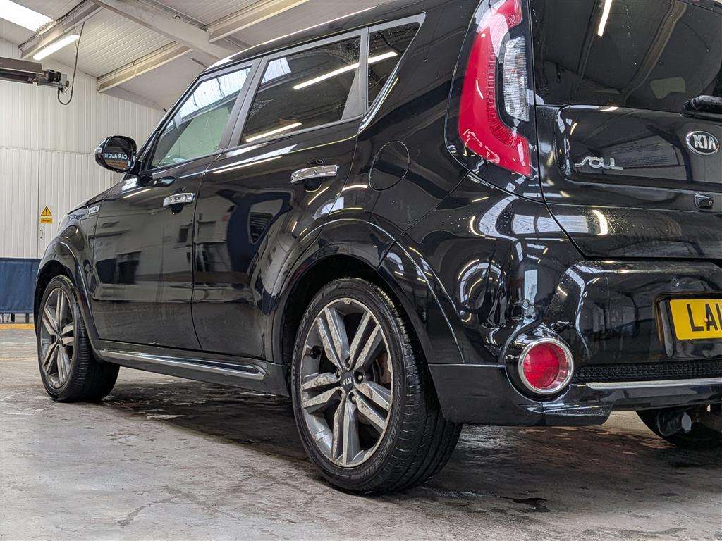 <p>2016 KIA SOUL MAXX CRDI</p>