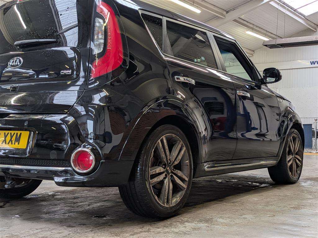 <p>2016 KIA SOUL MAXX CRDI</p>