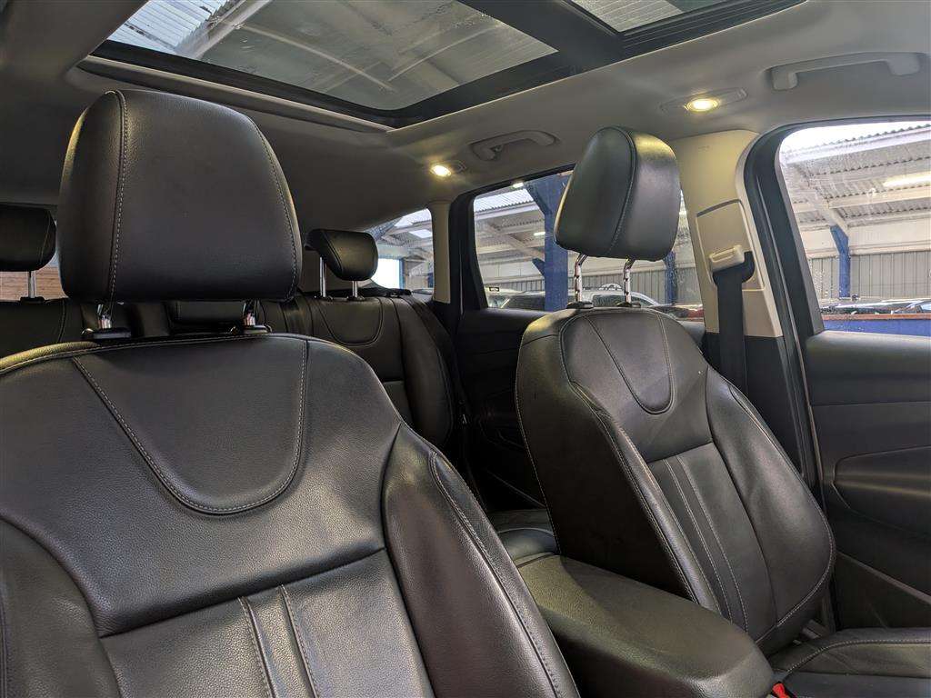 <p>2015 FORD KUGA TITANIUM X SPORT TDC</p>