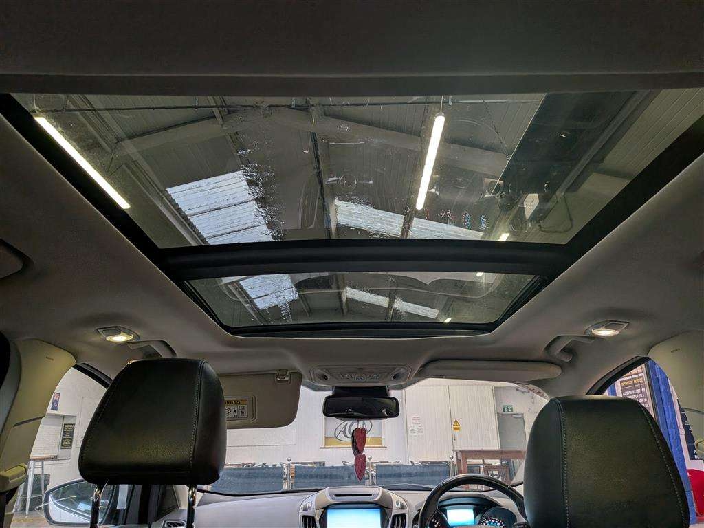 <p>2015 FORD KUGA TITANIUM X SPORT TDC</p>