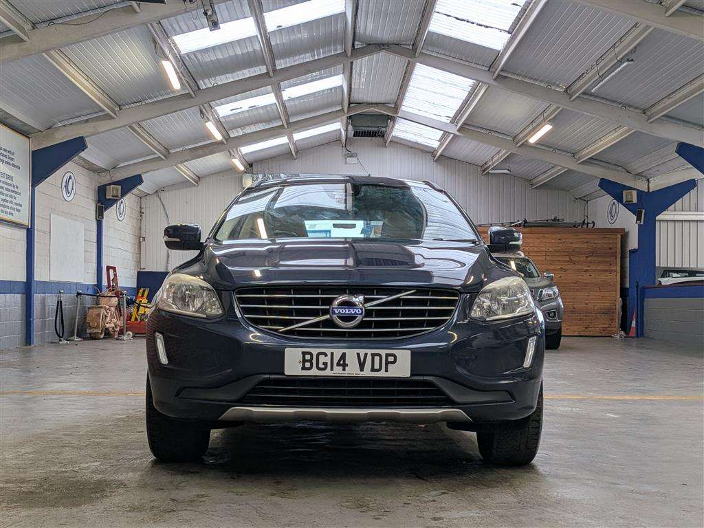<p>2014 VOLVO XC60 SE D4</p>