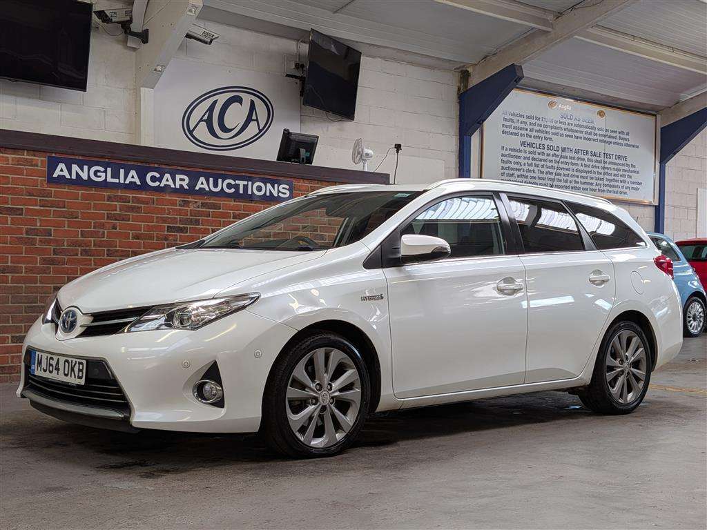 <p>2014 TOYOTA AURIS EXCEL VVT-I CVT</p>