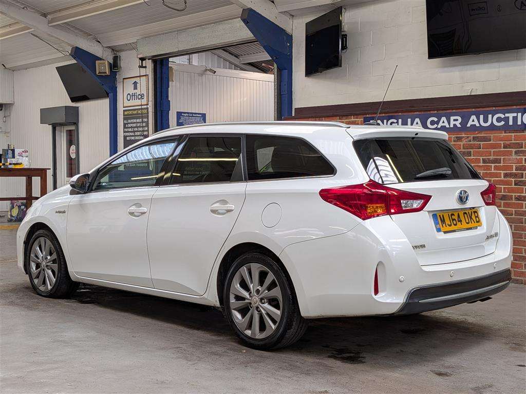 <p>2014 TOYOTA AURIS EXCEL VVT-I CVT</p>