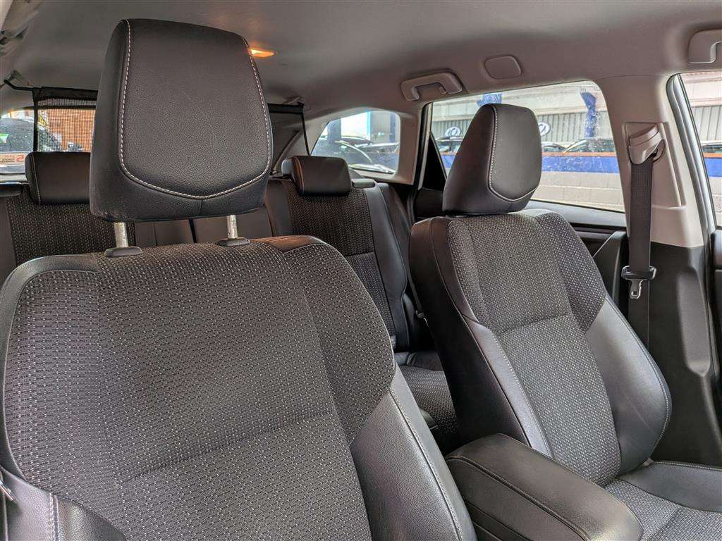 <p>2014 TOYOTA AURIS EXCEL VVT-I CVT</p>