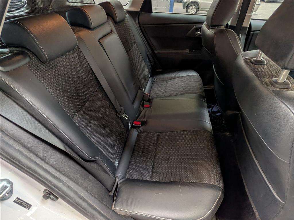 <p>2014 TOYOTA AURIS EXCEL VVT-I CVT</p>
