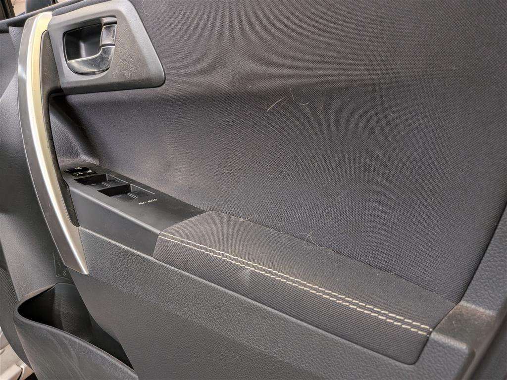 <p>2014 TOYOTA AURIS EXCEL VVT-I CVT</p>