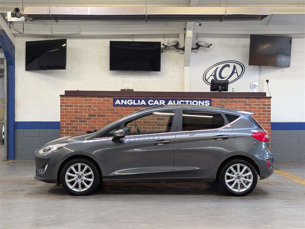 <p>2017 FORD FIESTA TITANIUM TURBO</p>