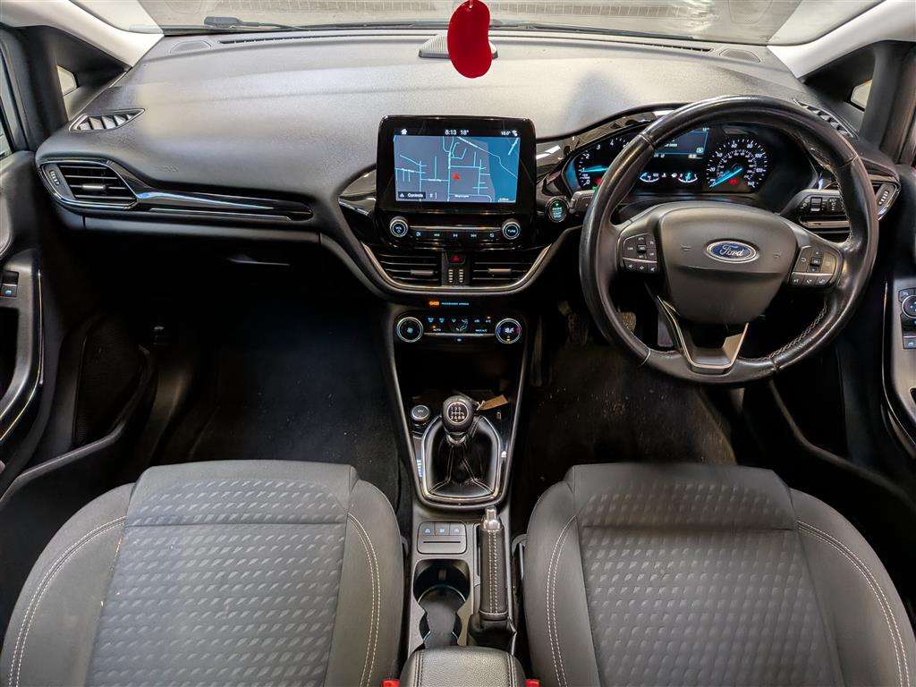 <p>2017 FORD FIESTA TITANIUM TURBO</p>