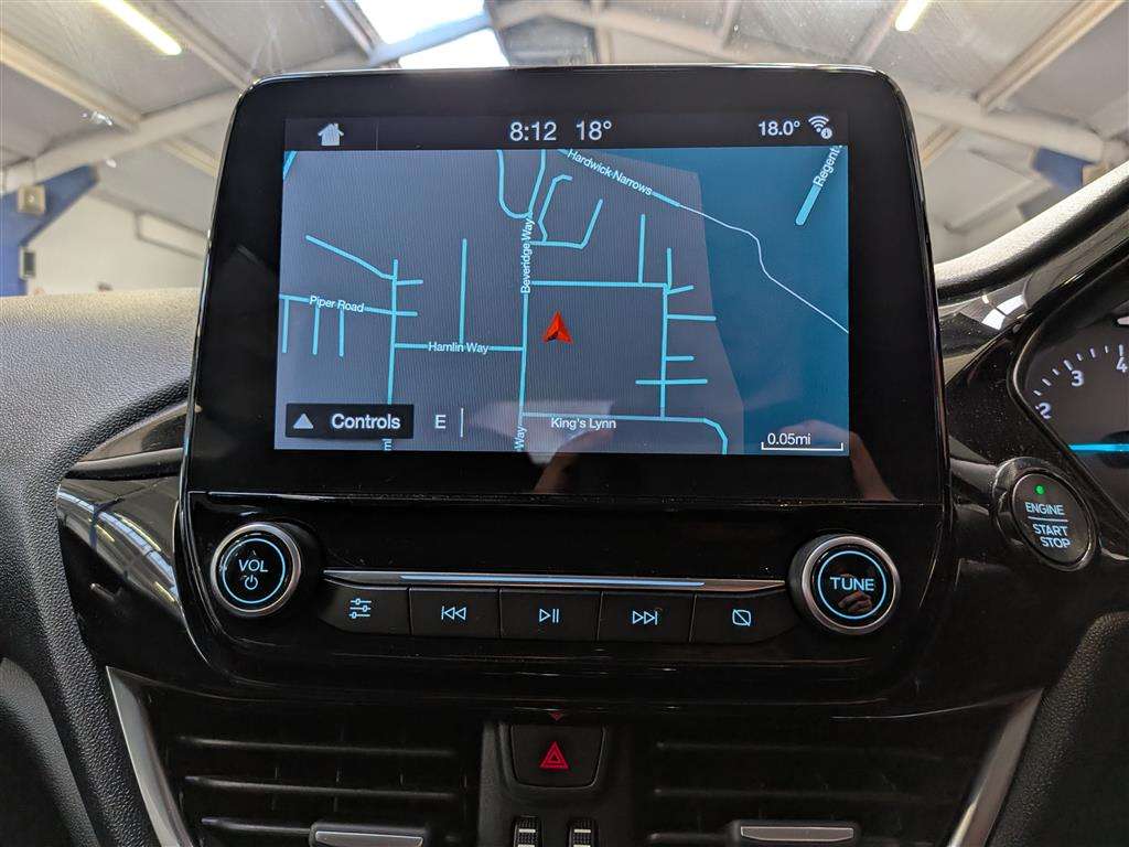 <p>2017 FORD FIESTA TITANIUM TURBO</p>