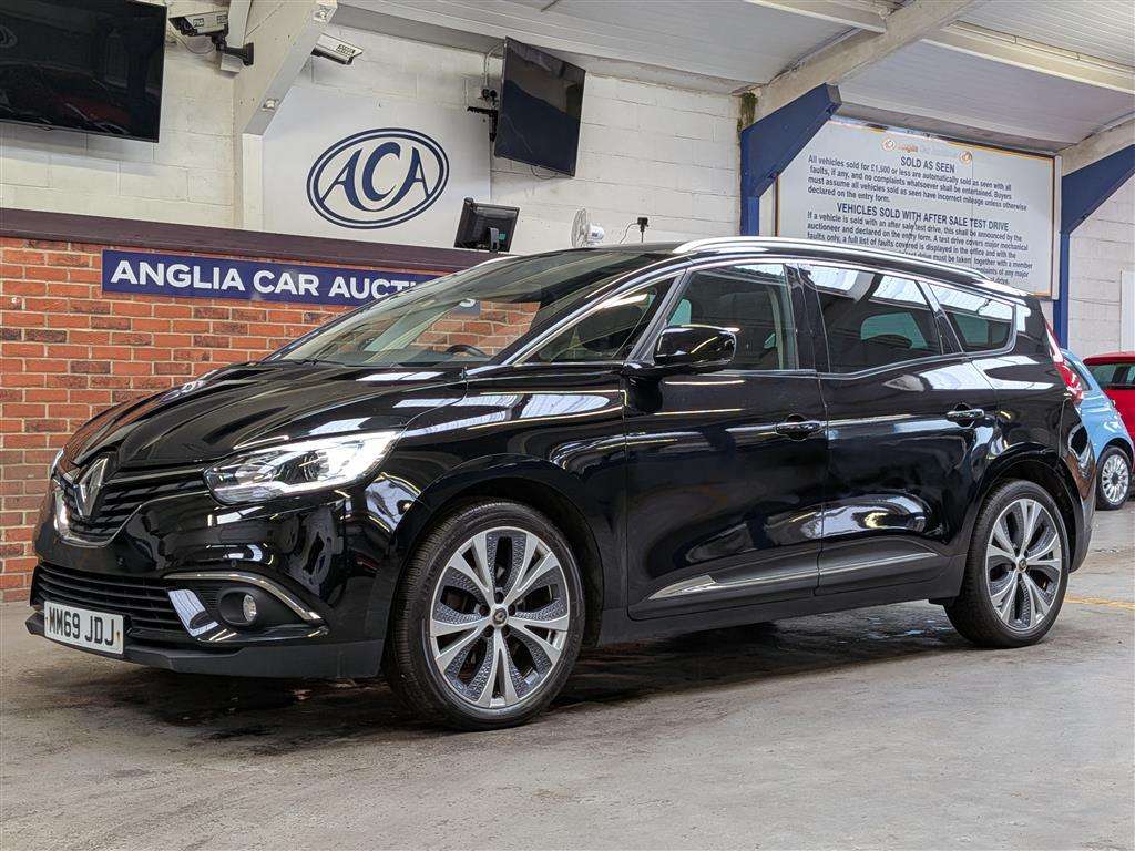 <p>2019 RENAULT GRAND SCENIC SIGNATURE DC</p>