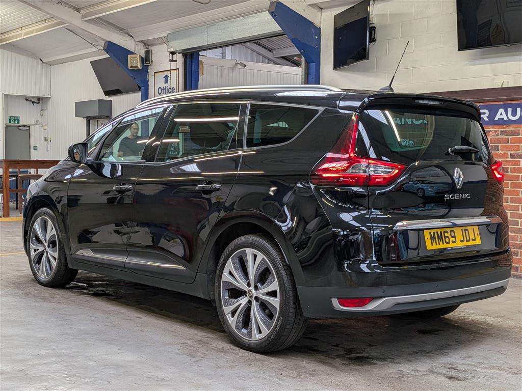 <p>2019 RENAULT GRAND SCENIC SIGNATURE DC</p>