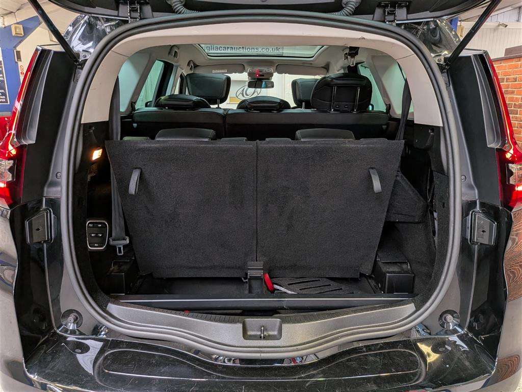 <p>2019 RENAULT GRAND SCENIC SIGNATURE DC</p>