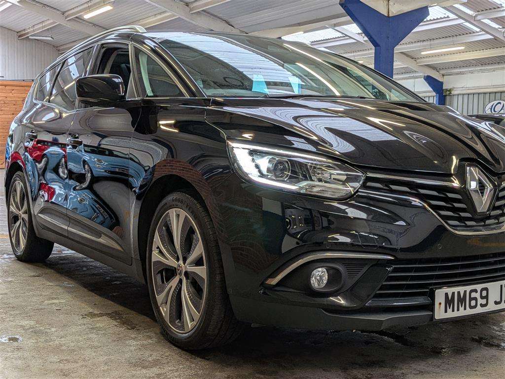 <p>2019 RENAULT GRAND SCENIC SIGNATURE DC</p>